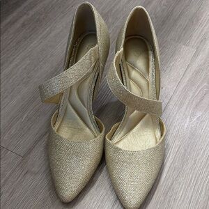 MySoft Elegant Gold Women's Shoes